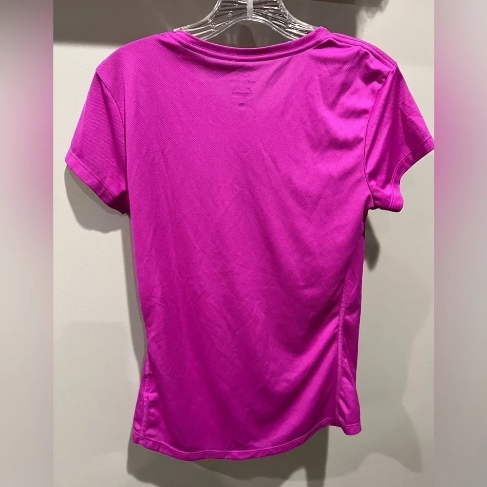 Nike Women's Running Wild Dri-Fit T-Shirt Size Small Fuchsia Pink